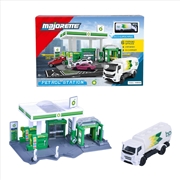 Buy Majorette – 1:64 Petrol Station BP w/Tank Truck