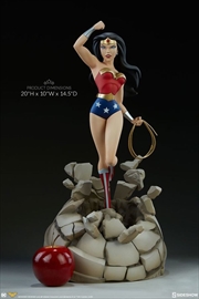 Wonder Woman Statue | Merchandise
