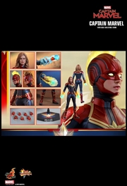 Captain Marvel - Captain Marvel 12" 1:6 Scale Action Figure | Merchandise