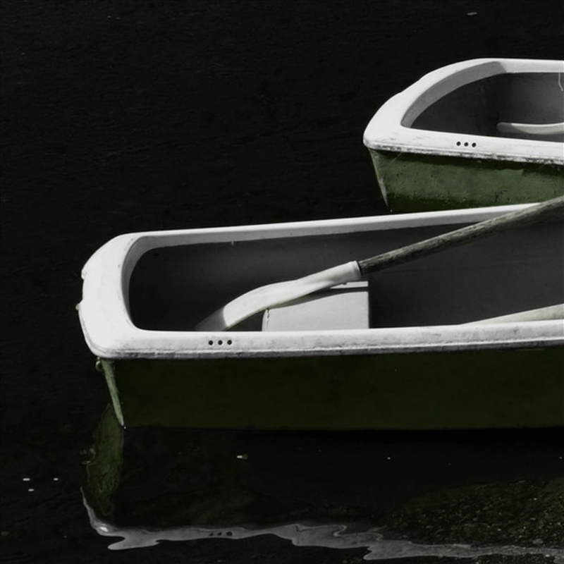 In Cobalt Aura Sleeps/Product Detail/Specialist