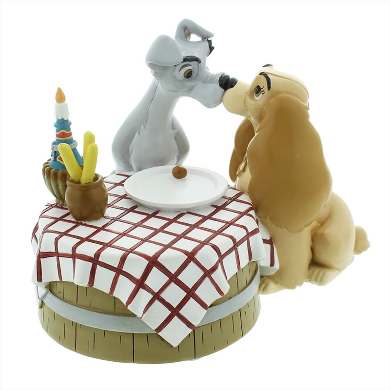 Figurine - Lady & The Tramp Picnic Table 'Love'/Product Detail/Figurines