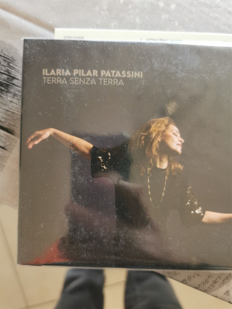 Terra Senza Terra/Product Detail/World