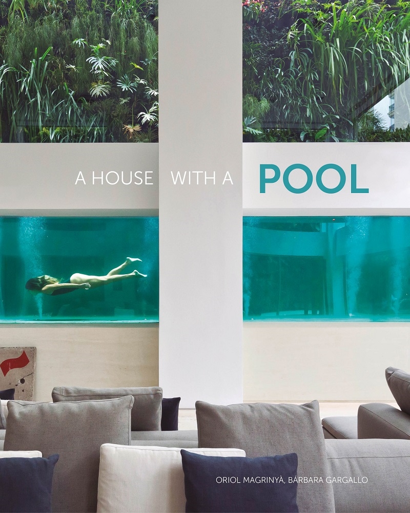 House with a Pool/Product Detail/Reading