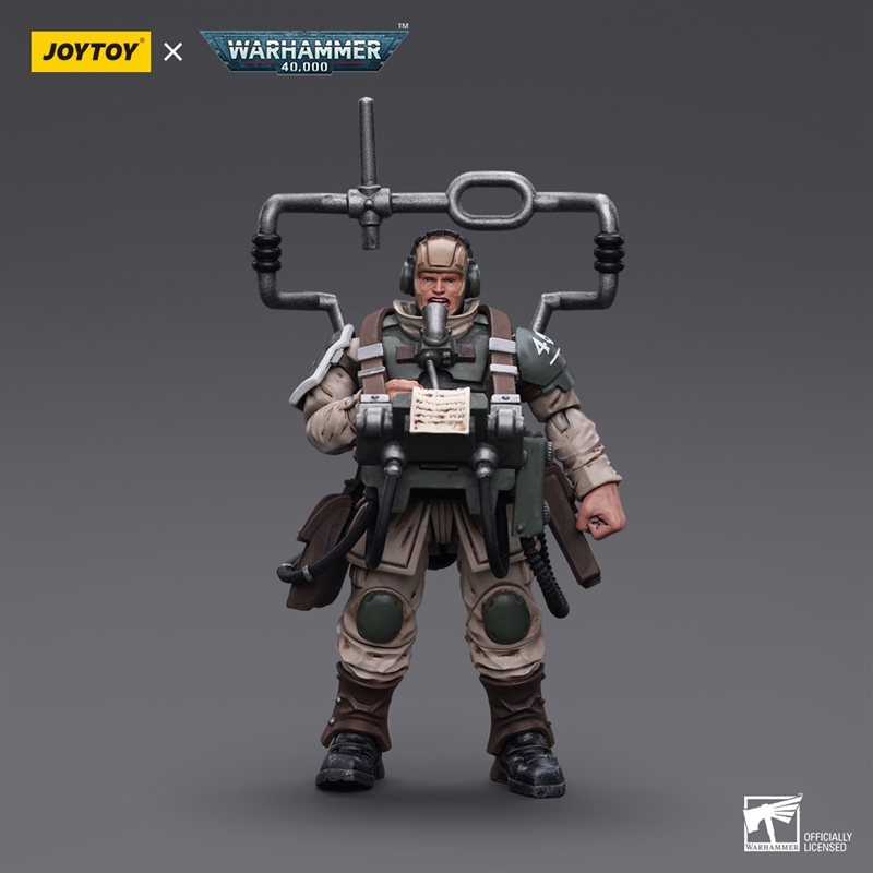 Warhammer Collectibles: 1/18 Scale Astra Militarum Cadian Command Squad Veteran with Master Vox/Product Detail/Figurines