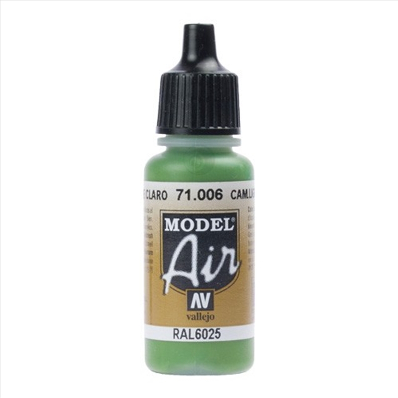 Vallejo - Model Air - Camouflage Light Green 17 ml/Product Detail/Paints
