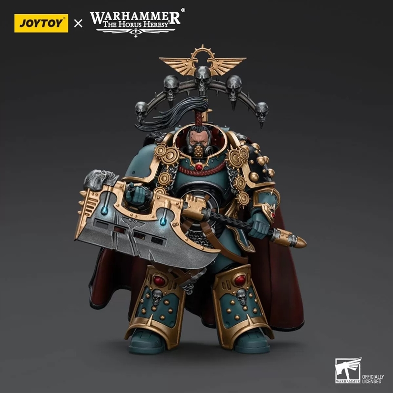 Warhammer Collectibles: 1/18 Scale Sons of Horus Legion Praetor with Power Axe/Product Detail/Figurines
