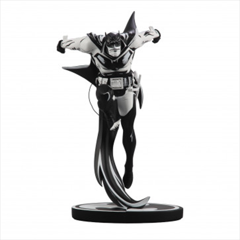 DC Direct Statue: Batman Black & White: Batman White Knight By Sean Murphy Resin (Line Art Variant)/Product Detail/Statues