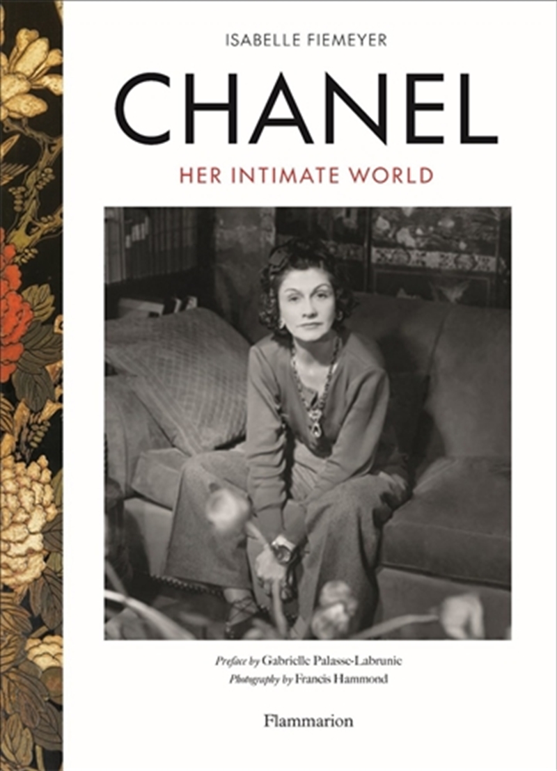 Chanel: Her Intimate World/Product Detail/Reading