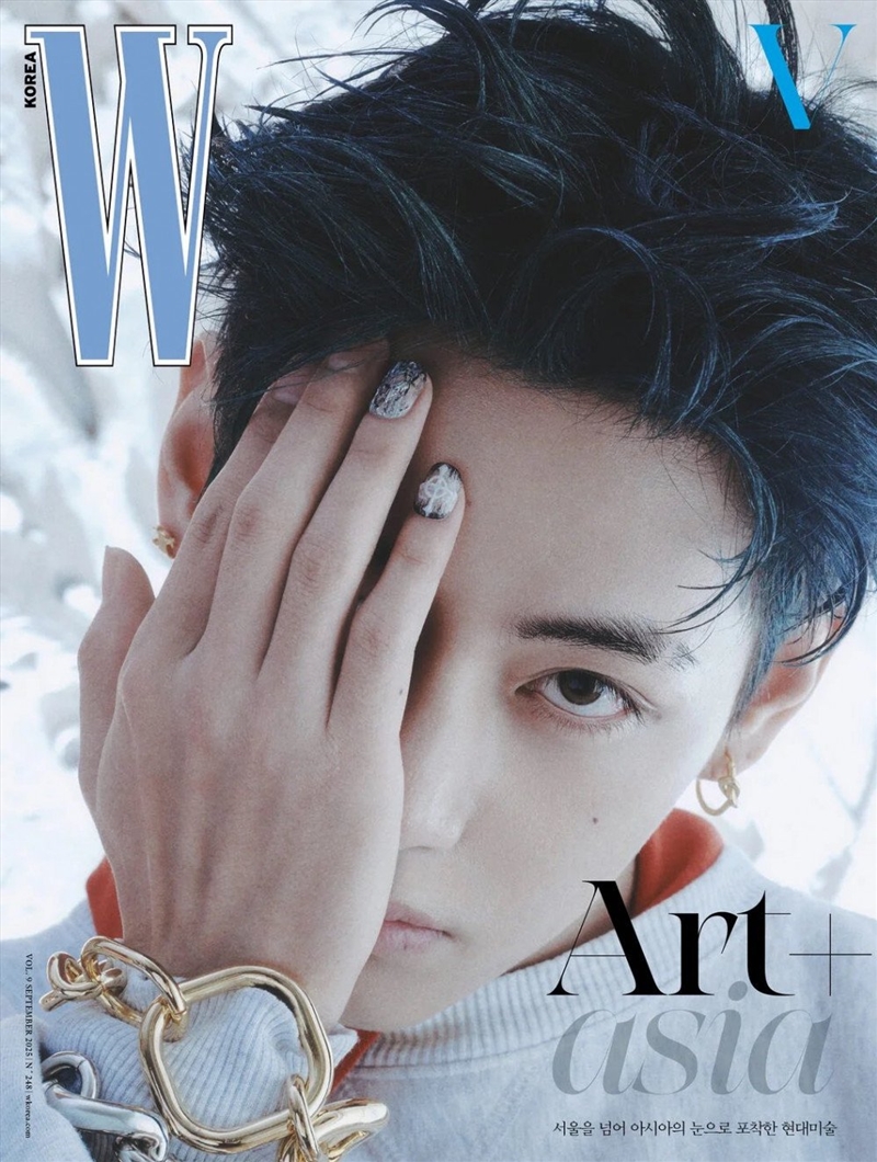 W 2025.09 [F] (Cover : Bts V)/Product Detail/KPOP Merch