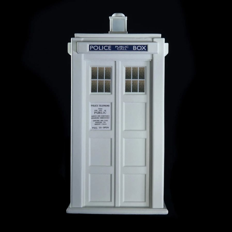 Dr Who - The Second Doctor's TARDIS (Mind Robber) 1:21 Scale Polyresin Replica/Product Detail/Replicas