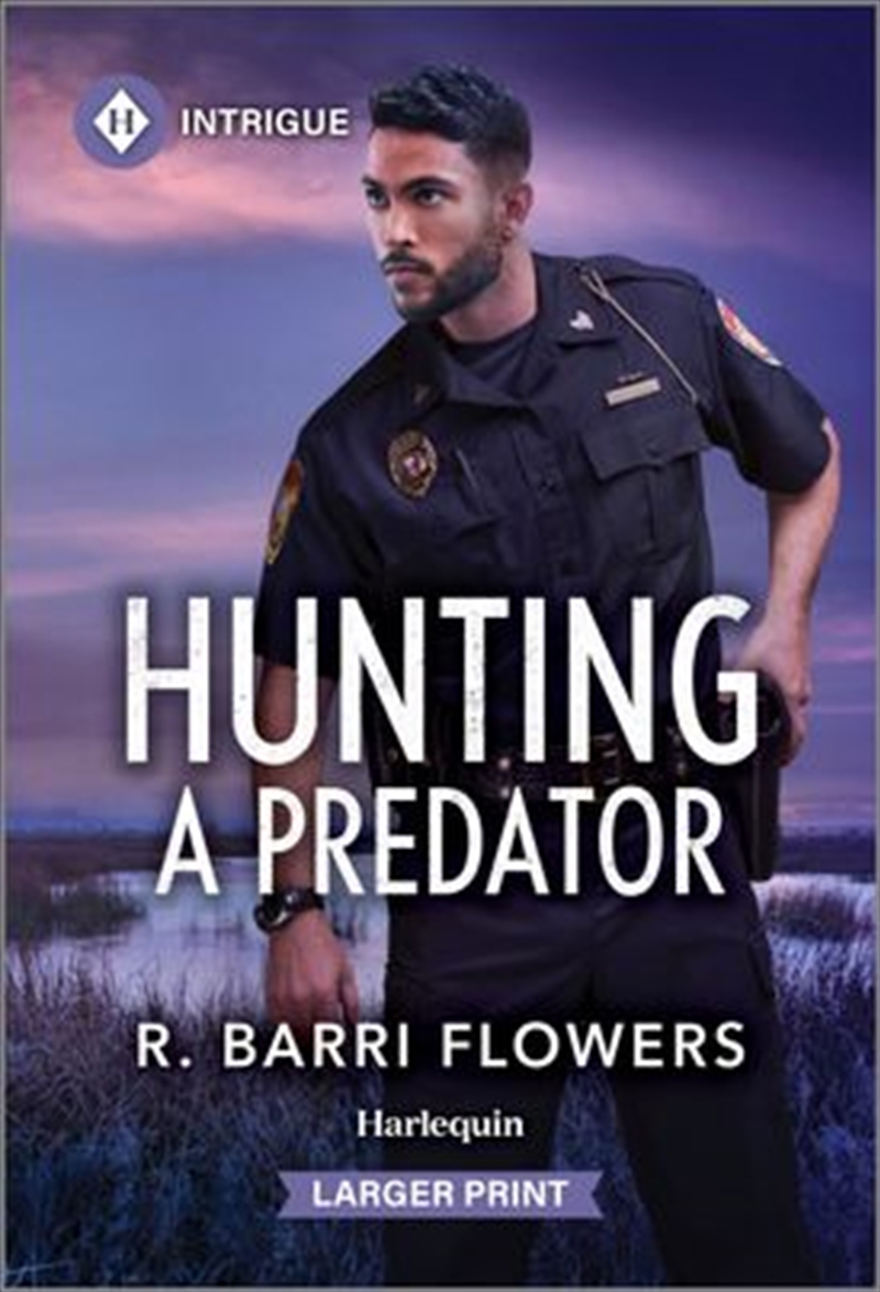 Hunting A Predator [Large Print]/Product Detail/Romance