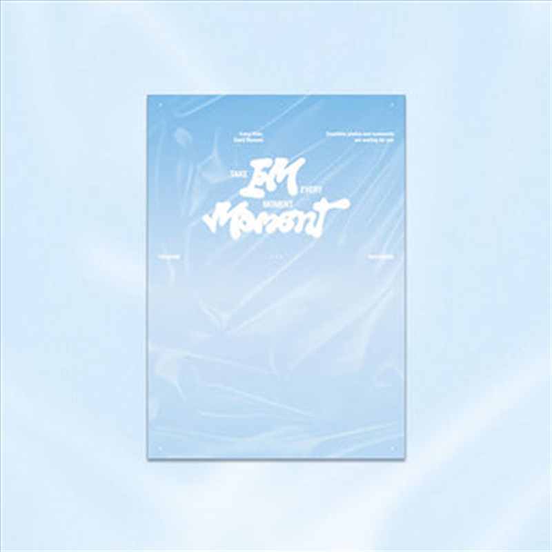 I.M - I.M Moment Polaroid Photobook (RANDOM)/Product Detail/World