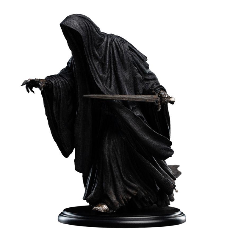 The Lord of the Rings – Ringwraith at the Prancing Pony Miniature Statue/Product Detail/Statues