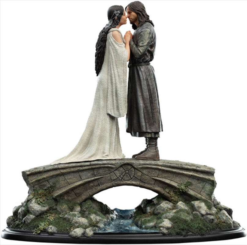 Lord Of The Rings - Aragorn & Arwen Miniature Statue/Product Detail/Collectables