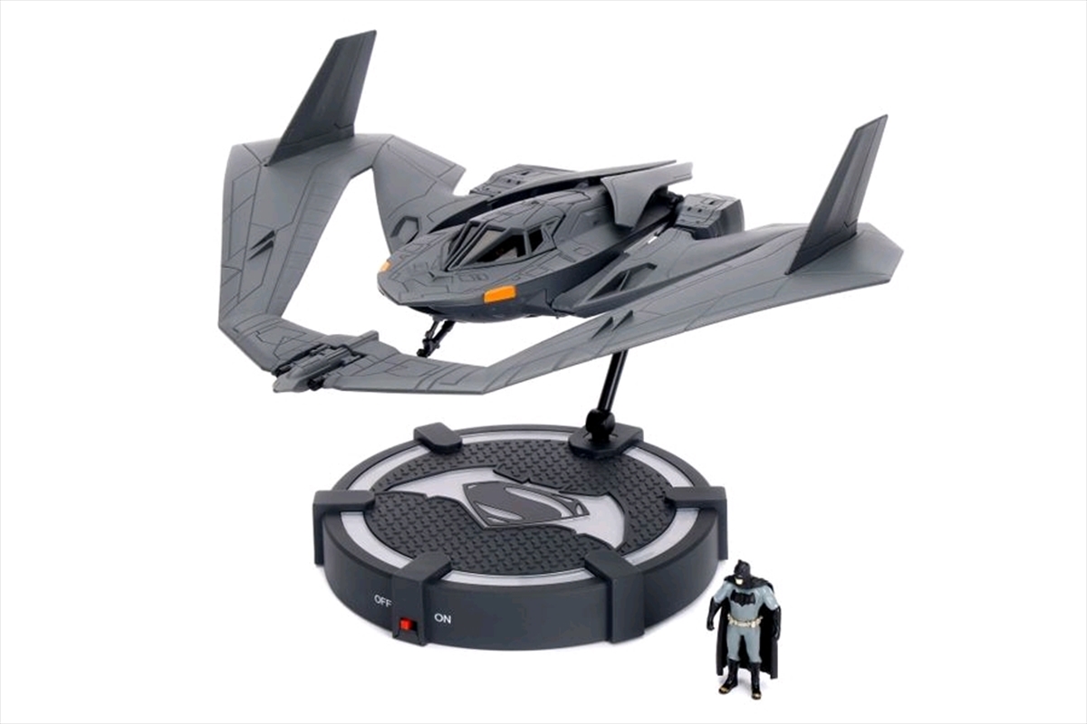 Batman v Superman: Dawn of Justice - Batwing 1:32 with Batman/Product Detail/Figurines