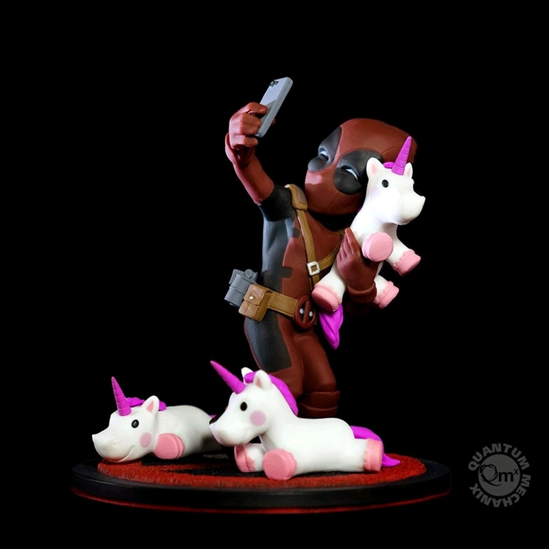 Deadpool - Unicorn Selfie Q-Fig Diorama/Product Detail/Statues