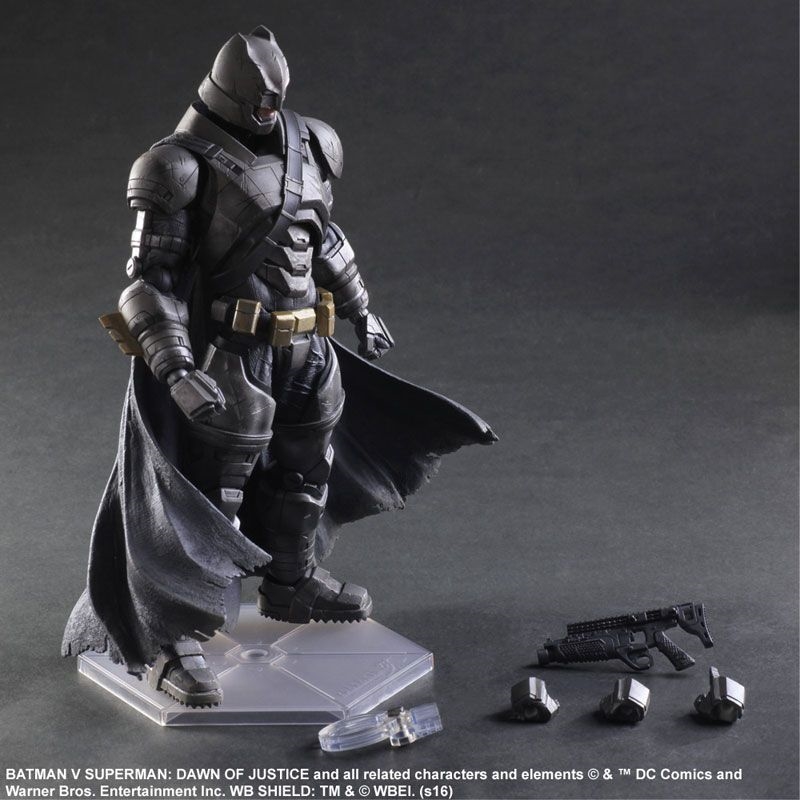 Batman v Superman: Dawn of Justice - Armored Batman Play Arts Action Figure/Product Detail/Figurines