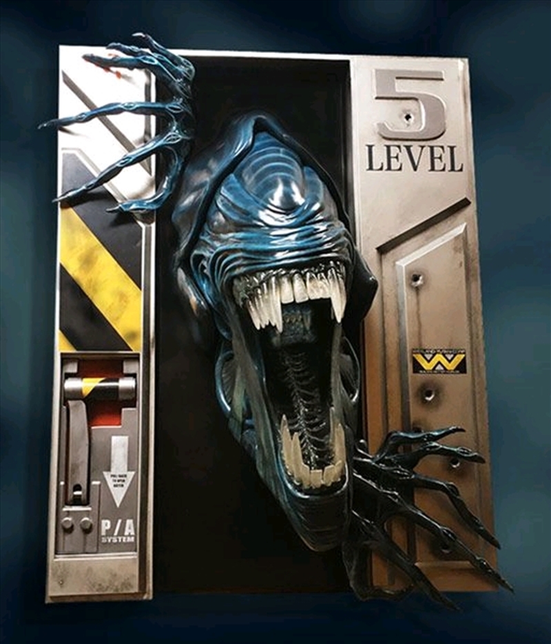 Aliens - Alien Queen Life-Size Wall Sculpture/Product Detail/Replicas
