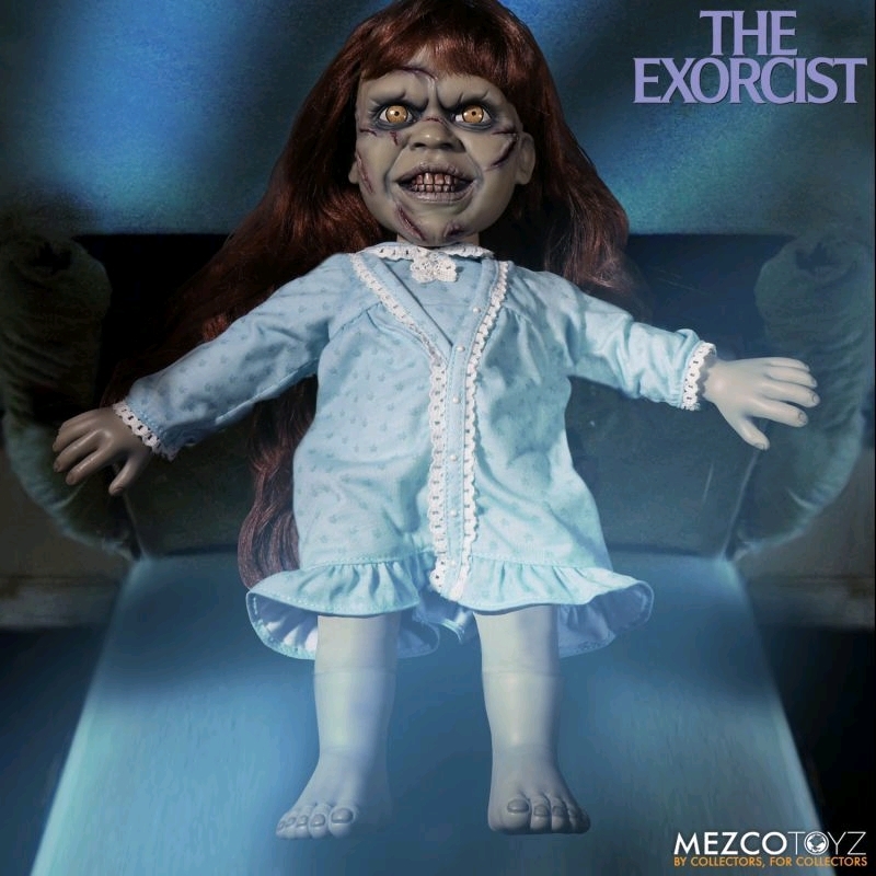 The Exorcist - Regan 15" Mega Scale Figure with Sound/Product Detail/Figurines