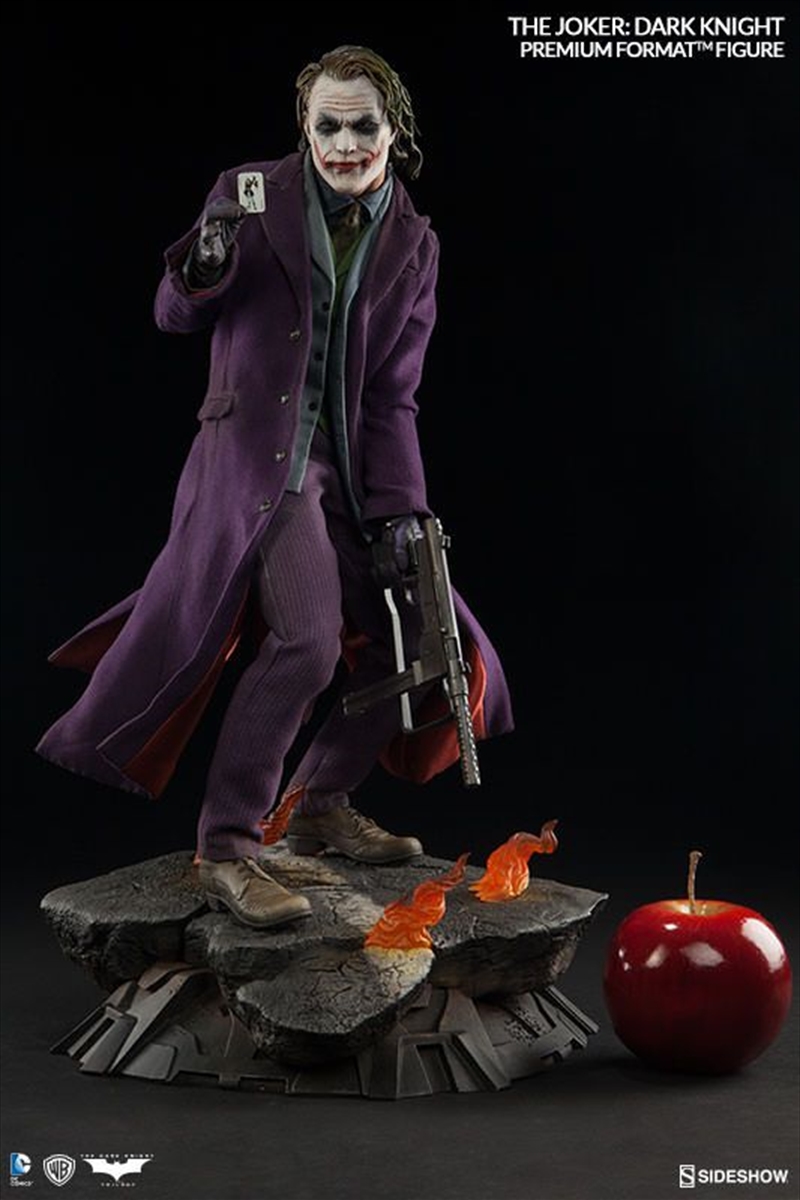 Batman: The Dark Knight - Joker Premium Format 1:4 Scale Statue/Product Detail/Statues