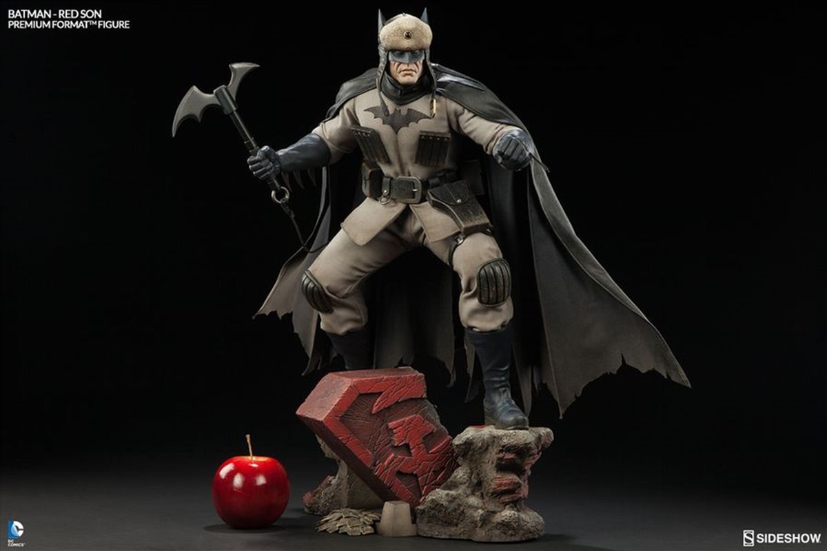Batman - Red Son Premium Format 1:4 Scale Statue/Product Detail/Statues