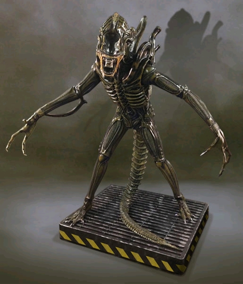 Aliens - Alien Warrior 1:1 Scale (Life Size) Statue/Product Detail/Statues