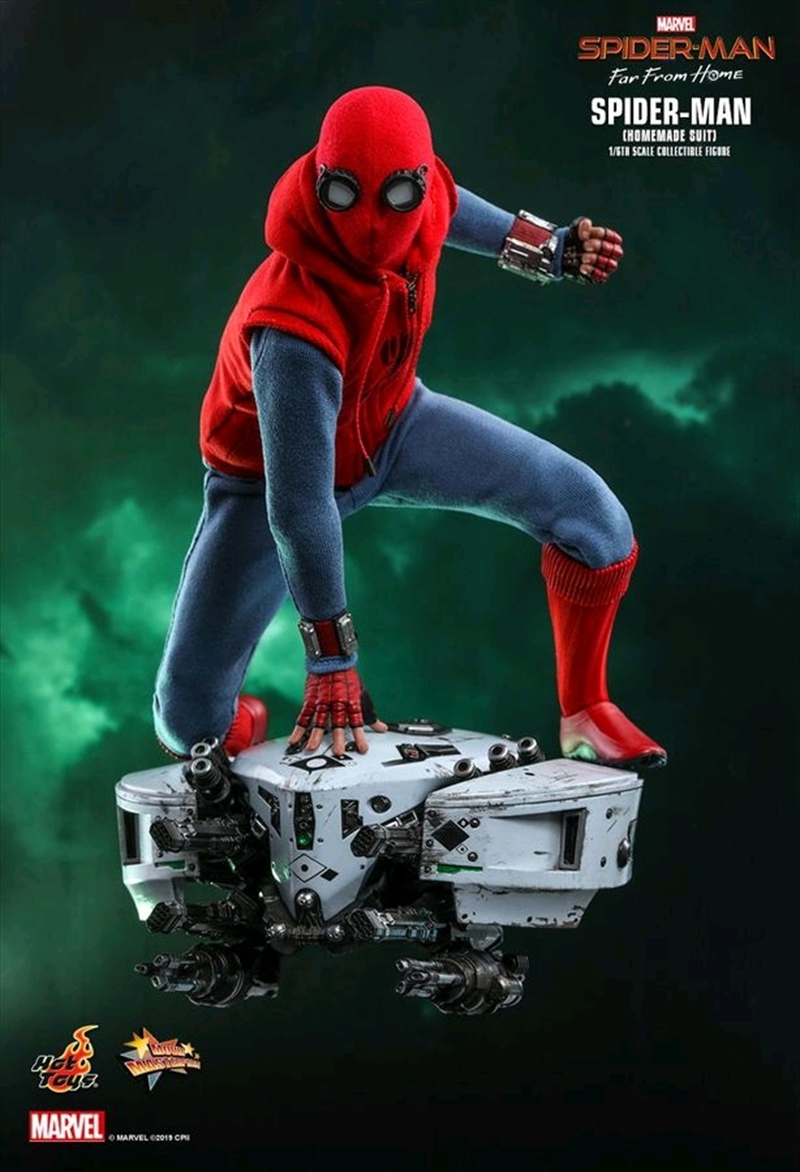 Spider-Man: Far From Home - Spider-Man Homemade Suit 1:6 Scale Figure | Merchandise