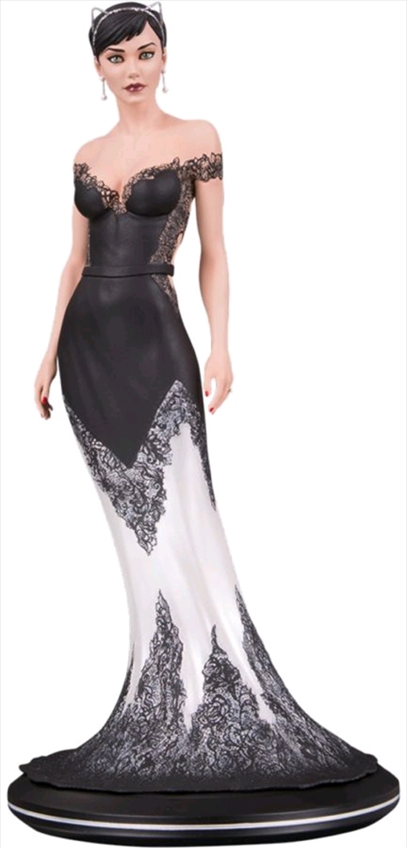 Joelle Jones Batman-Catwoman Wedding Dress Statue