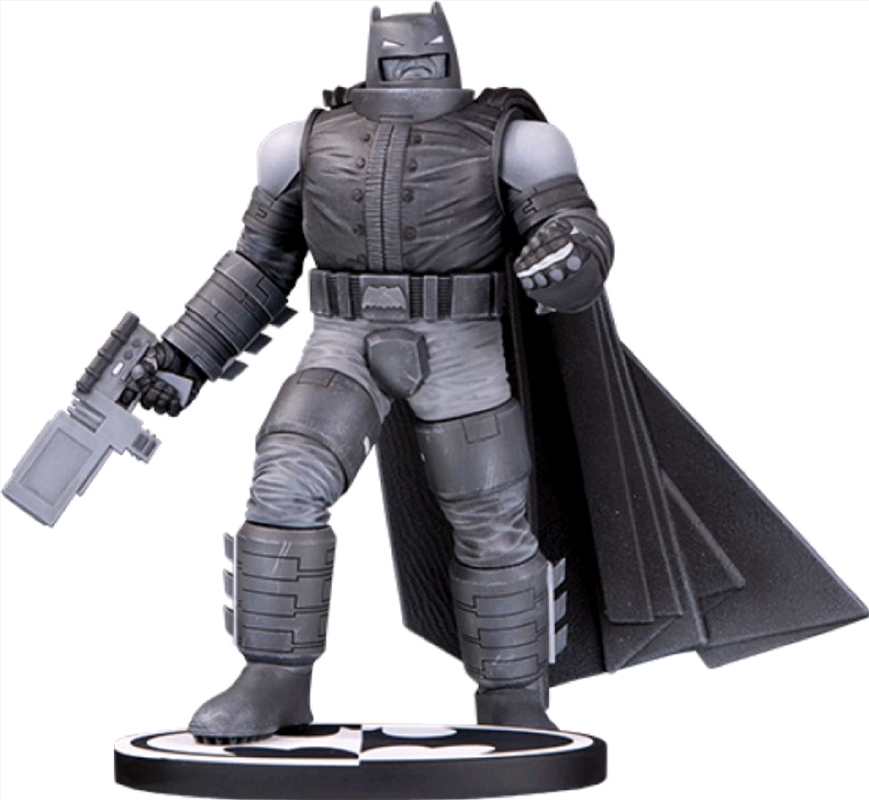 Batman - Armored Batman Black & White Frank Miller Statue/Product Detail/Statues