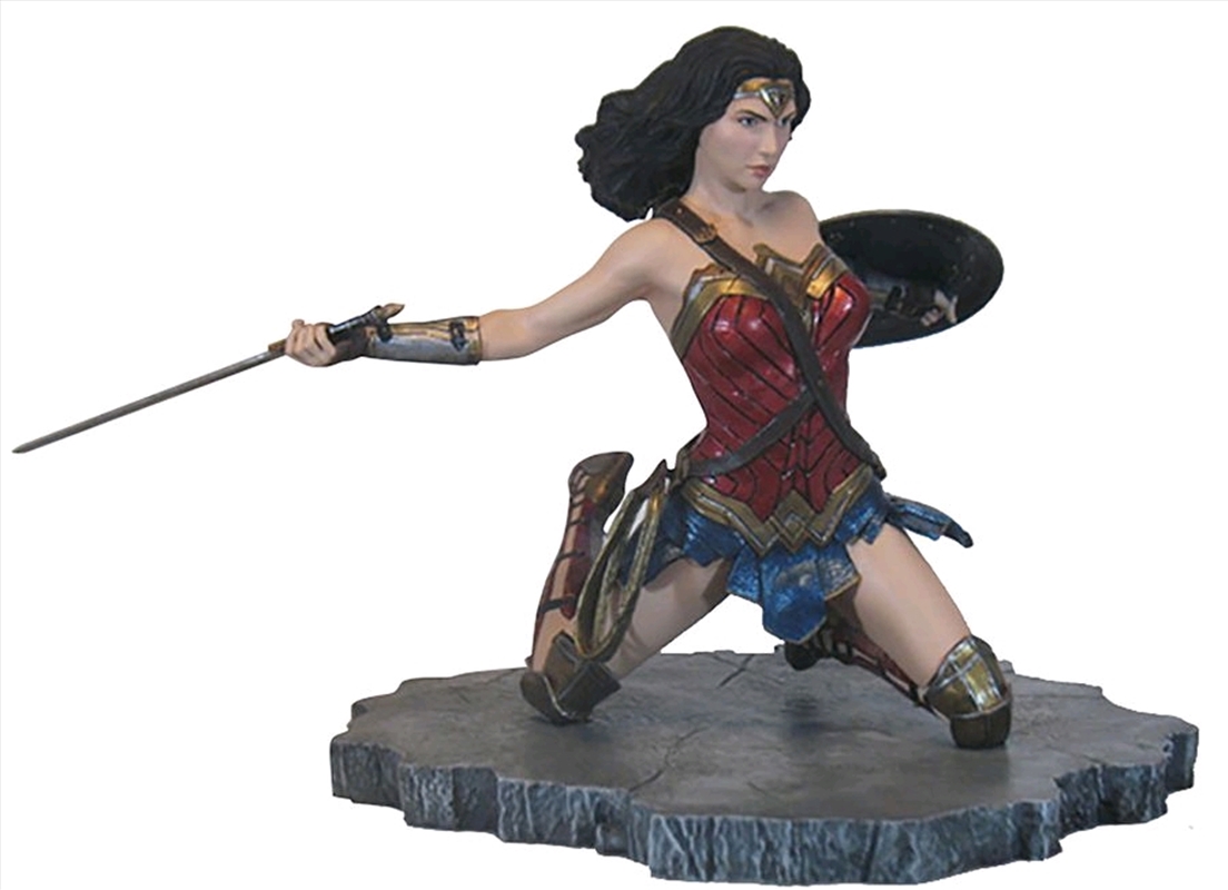 Justice League Movie - Wonder Woman Gallery PVC Diorama/Product Detail/Replicas