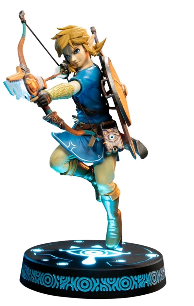 The Legend of Zelda - Link Breath of the Wild Collectors PVC Statue | Merchandise