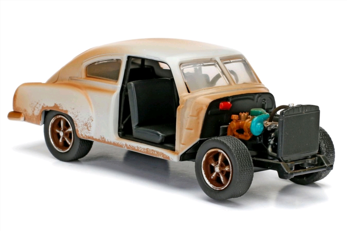 Fast and Furious 8 - Dom's Chevy Fleetline 1:32 Scale Hollywood Ride/Product Detail/Replicas