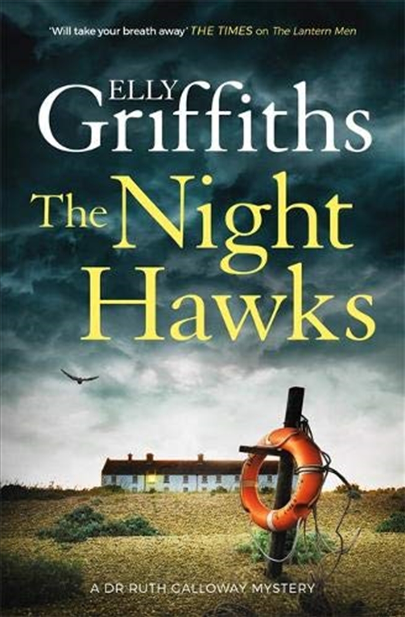 The Night Hawk: Dr Ruth Galloway Mysteries 13/Product Detail/Crime & Mystery Fiction
