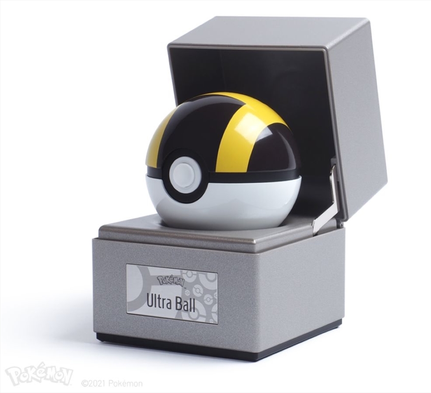 Pokemon - Ultra Ball Prop Replica | Collectable