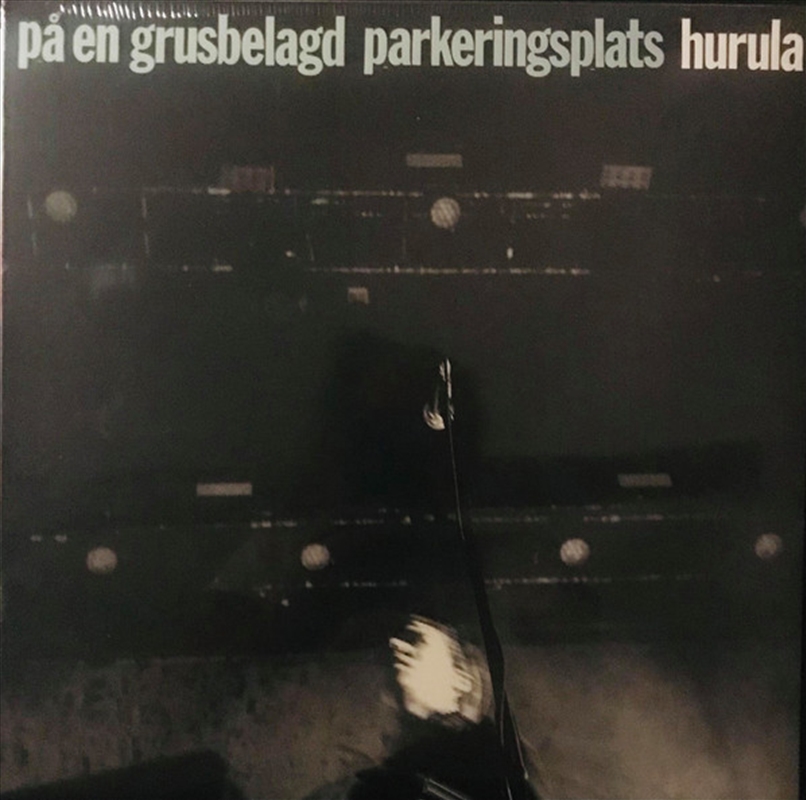 Pa En Grusbelagd Parkeringspla/Product Detail/Pop