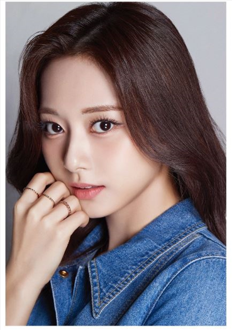 Twice - Dicon D'Festa Special Photobook 3D Lenticular Cover - Tzuyu/Product Detail/World