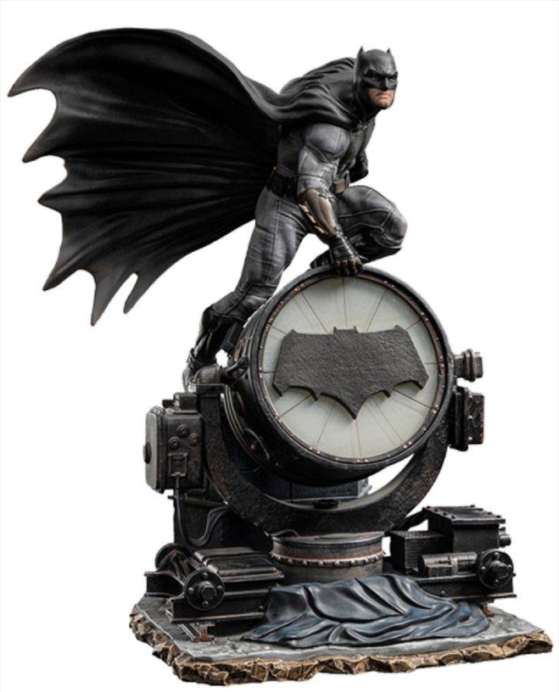 Justice League (2017) - Batman on Bat-Signal 1:10 Scale Statue/Product Detail/Statues