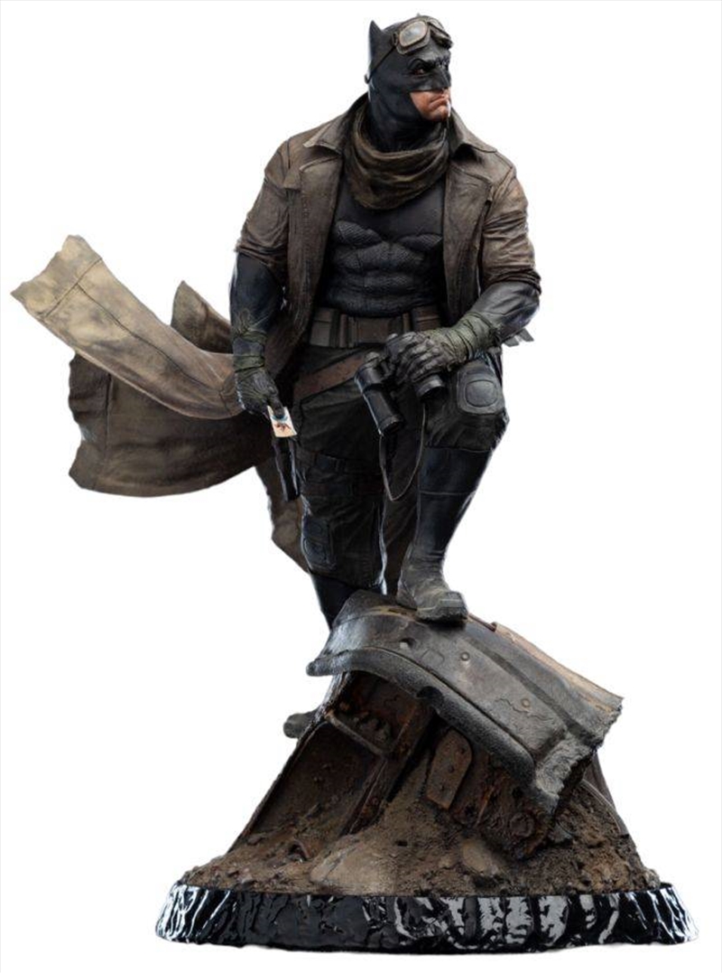 Zack Snyder's Justice League (2021) - Knightmare Batman 1:4 Scale Statue/Product Detail/Statues