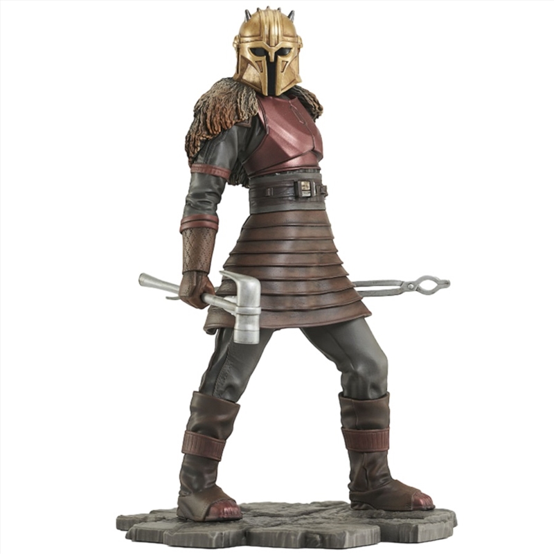 Star Wars: The Mandalorian - The Armorer Premier Collection Statue/Product Detail/Statues