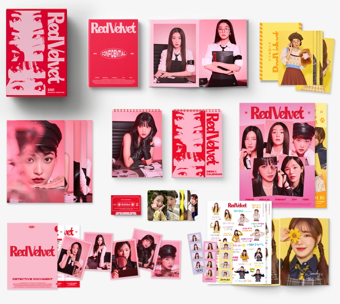 Red Velvet 2023 Seasons Greetings